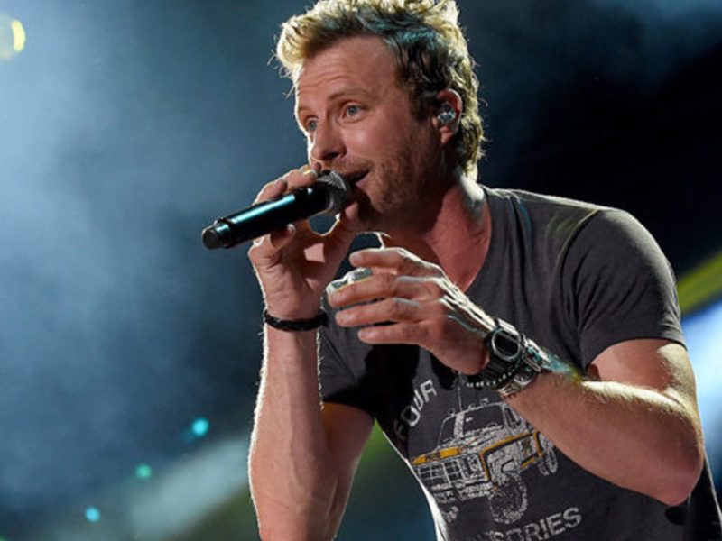 Dierks Bentley Tickets 28th July Concord Pavilion at Concord